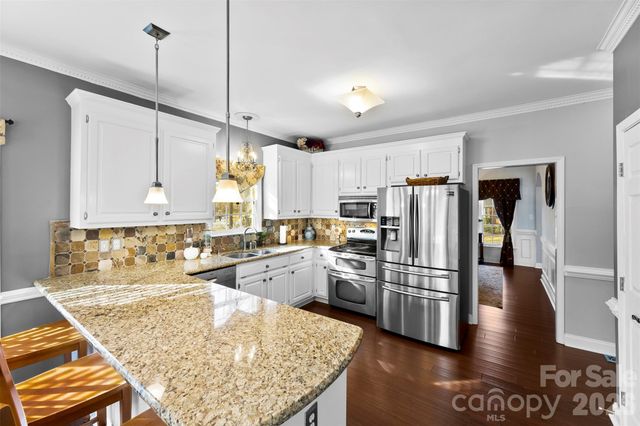 503 Bridgestone Court, Gastonia, NC 28056