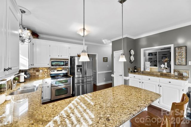 503 Bridgestone Court, Gastonia, NC 28056