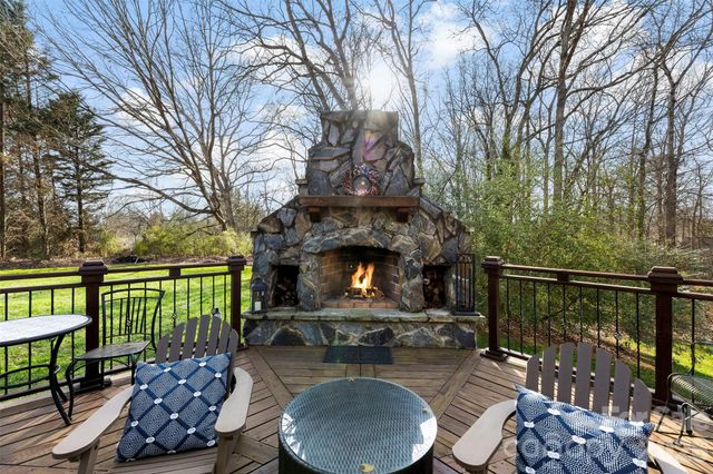 503 Bridgestone Court, Gastonia, NC 28056