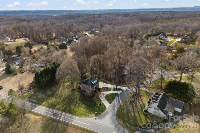 503 Bridgestone Court, Gastonia, NC 28056