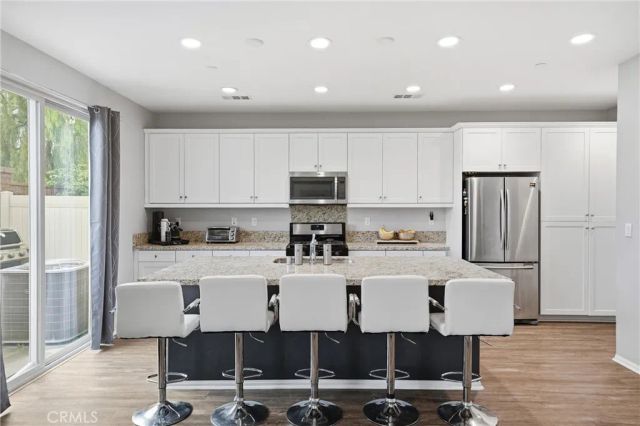 2887 Villa Catalonia Court, Corona, CA 92881