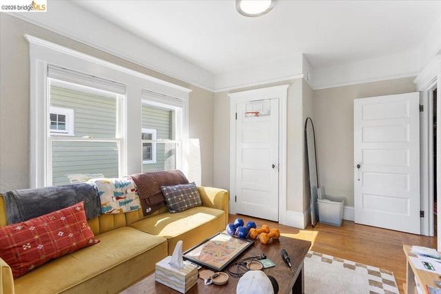 3110 California St, Berkeley, CA 94703