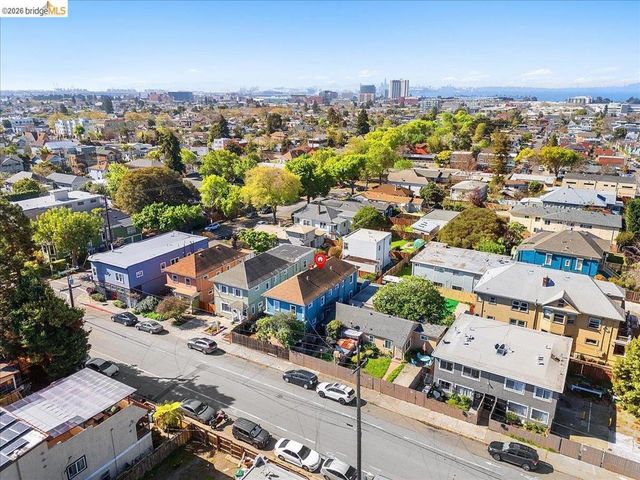 3110 California St, Berkeley, CA 94703