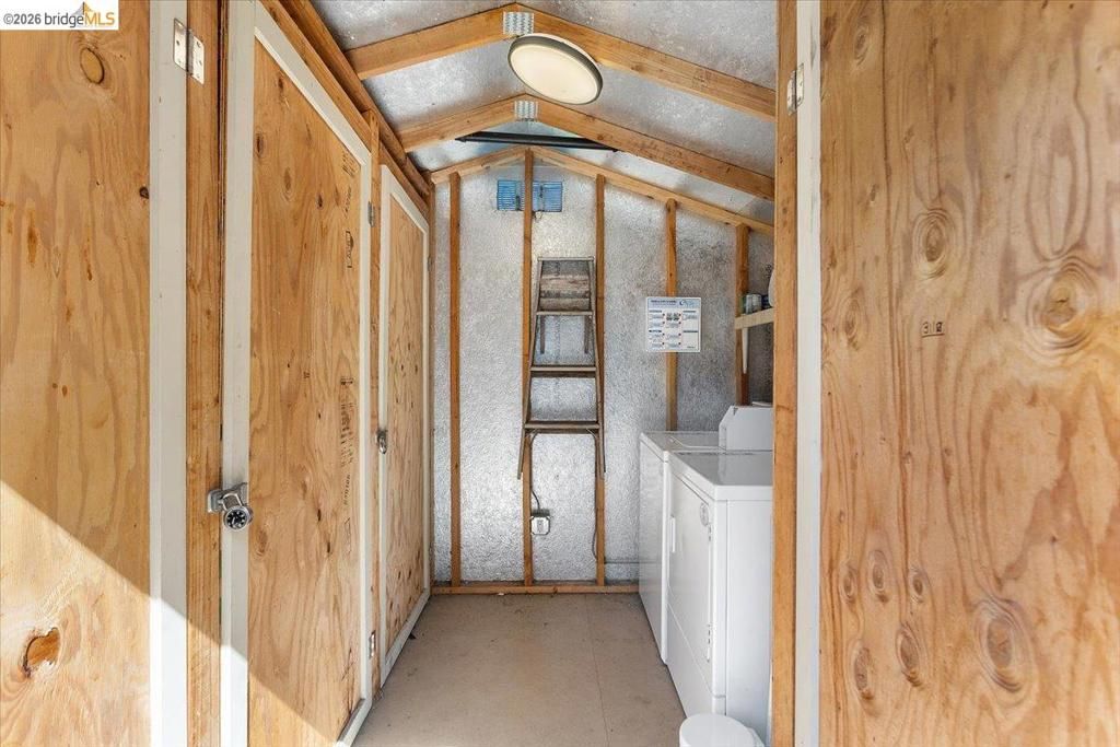 Image 41 of property listing at 3110 California St, Berkeley, CA 94703