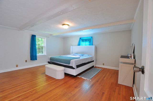 6 Raymond Road, Avon, CT 06001