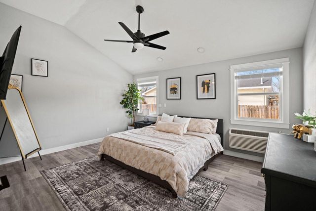 808 Manor DRIVE, Silver Lake, WI 53170