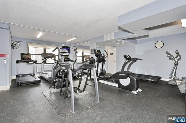 7855 Boulevard E 11E, North Bergen, NJ 07047