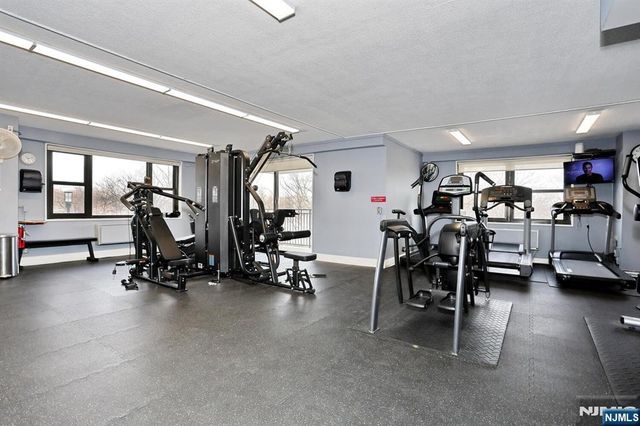 7855 Boulevard E 11E, North Bergen, NJ 07047