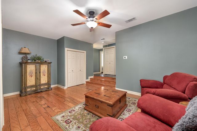 20620 W Grove Club Lake Rd, Whitehouse, TX 75791