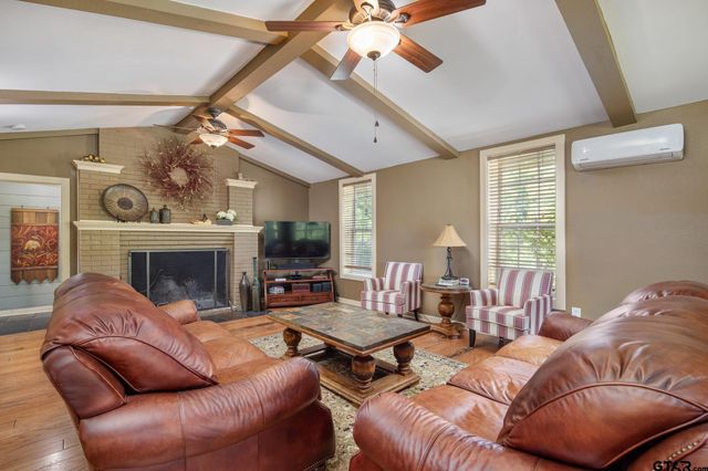 20620 W Grove Club Lake Rd, Whitehouse, TX 75791
