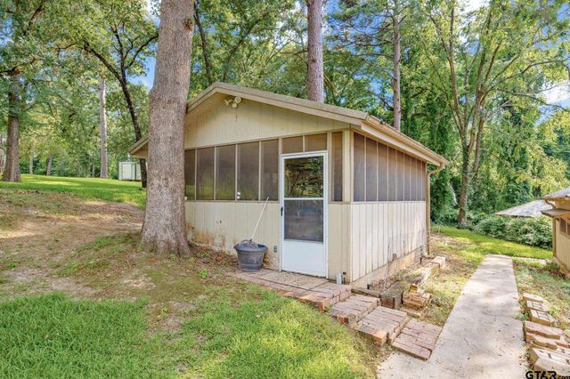 20620 W Grove Club Lake Rd, Whitehouse, TX 75791