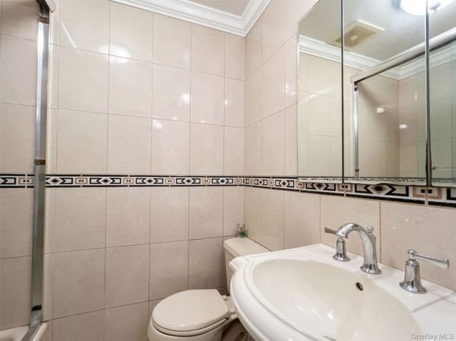 25-54 37th Street, Astoria, NY 11103