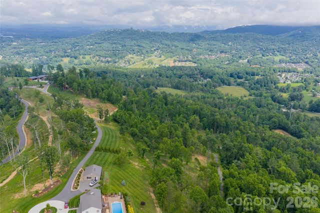 00000 Bear View Road, Weaverville, NC 28787