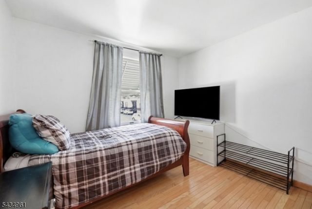 142 Pearl St, Paterson City, NJ 07501