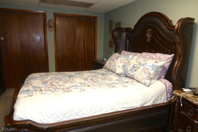 142 Pearl St, Paterson City, NJ 07501