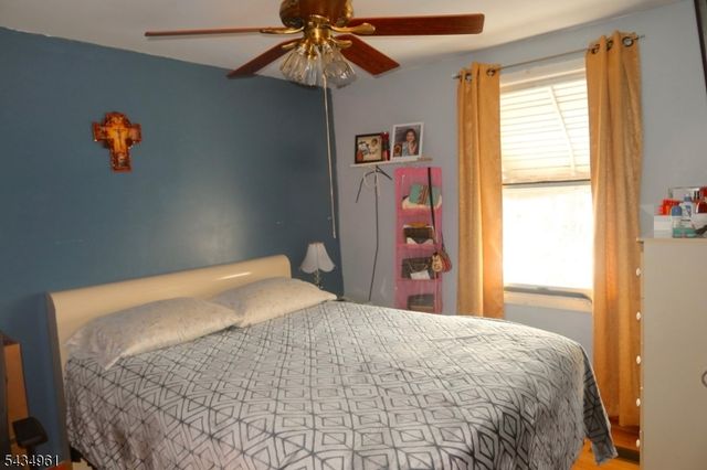 142 Pearl St, Paterson City, NJ 07501