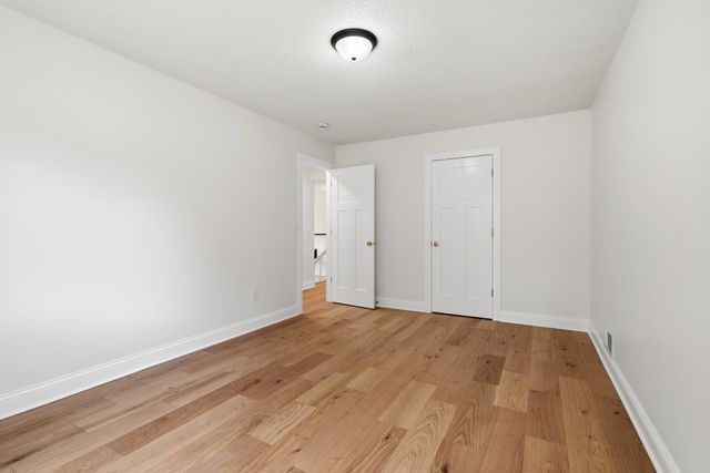 1521 Archwood Road, Hopkins, MN 55305