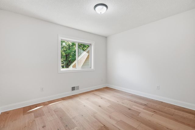 1521 Archwood Road, Hopkins, MN 55305