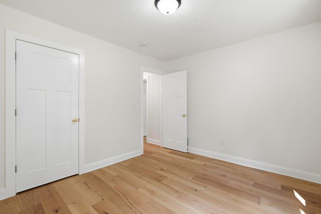 1521 Archwood Road, Hopkins, MN 55305