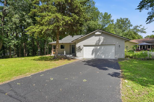 1521 Archwood Road, Hopkins, MN 55305