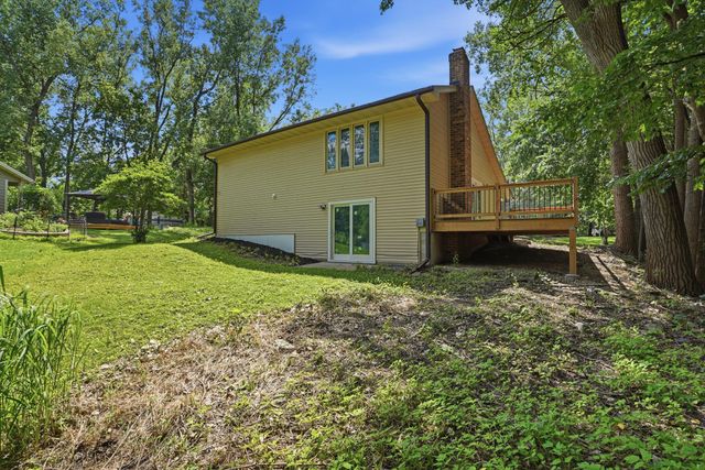 1521 Archwood Road, Hopkins, MN 55305