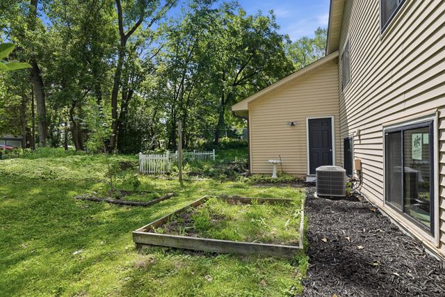 1521 Archwood Road, Hopkins, MN 55305
