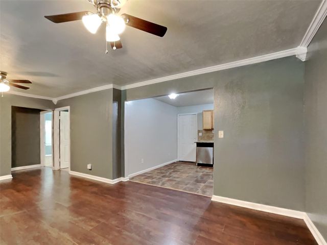 305 Sherbrooke Court, Pasadena, TX 77503