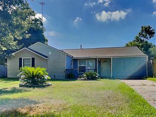 305 Sherbrooke Court, Pasadena, TX 77503