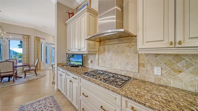 1005 BOGEY LANE, Longboat Key, FL 34228