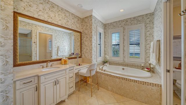 1005 BOGEY LANE, Longboat Key, FL 34228