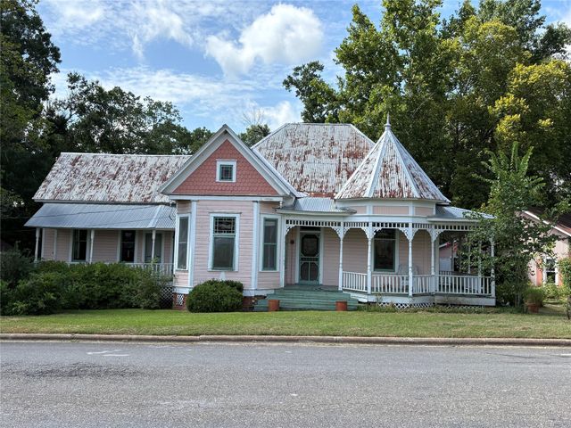 213 W Abbey Street, Livingston, TX 77351