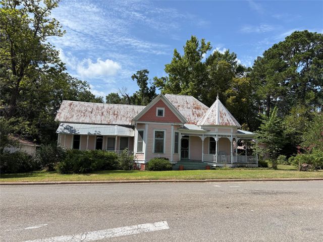 213 W Abbey Street, Livingston, TX 77351