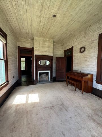 213 W Abbey Street, Livingston, TX 77351