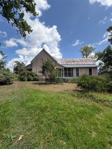 213 W Abbey Street, Livingston, TX 77351