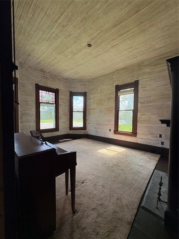 213 W Abbey Street, Livingston, TX 77351