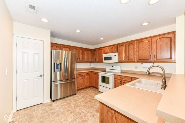 13549 Halite Lane, Fishers, IN 46038