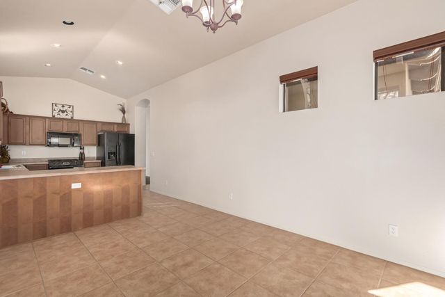 6850 E Pearl Street, Mesa, AZ 85207