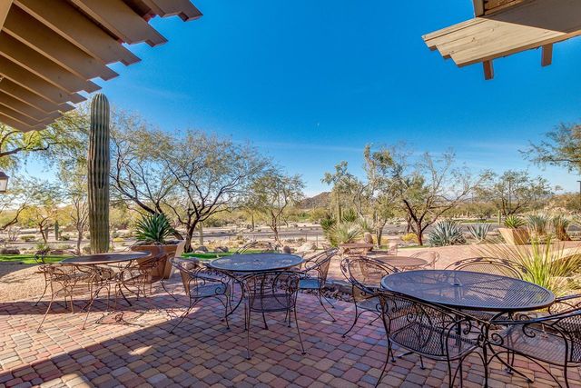 6850 E Pearl Street, Mesa, AZ 85207