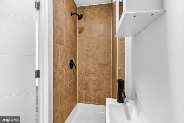 216 W PENN ST, Philadelphia, PA 19144