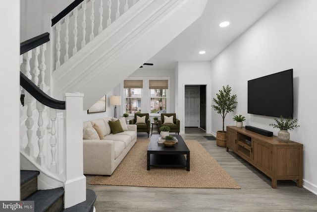 216 W PENN ST, Philadelphia, PA 19144