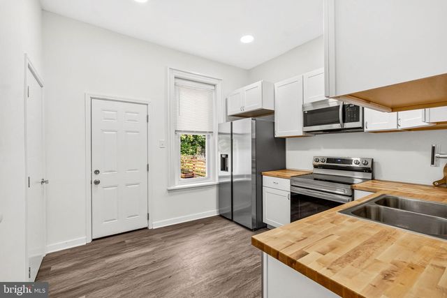 216 W PENN ST, Philadelphia, PA 19144