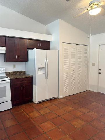 22682 VISTAWOOD Way, Boca Raton, FL 33428