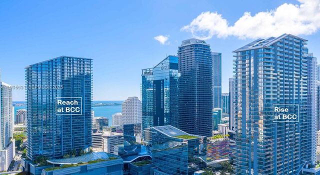 68 SE 6th St 2904, Miami, FL 33131