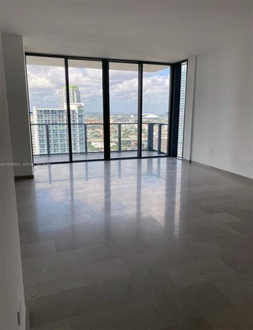 68 SE 6th St 2904, Miami, FL 33131