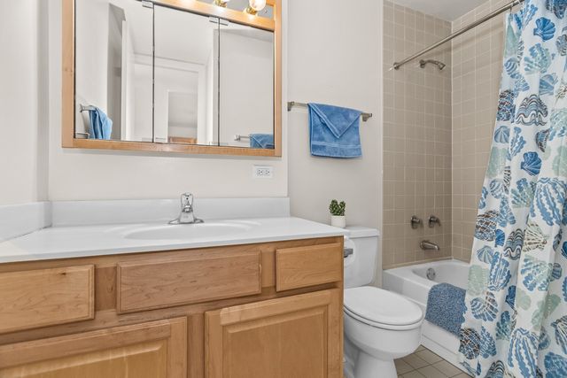 6700 S South Shore Drive 9D-9E, Chicago, IL 60649