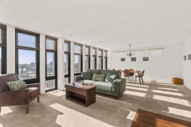 6700 S South Shore Drive 9D-9E, Chicago, IL 60649