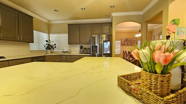 3703 Brookstone Dr, Turlock, CA 95382