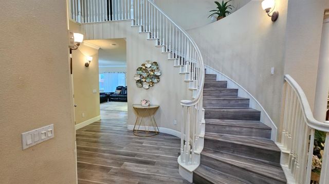 3703 Brookstone Dr, Turlock, CA 95382