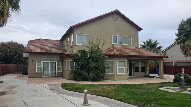 3703 Brookstone Dr, Turlock, CA 95382