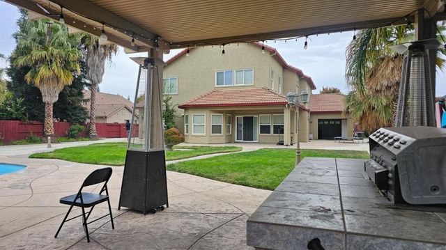 3703 Brookstone Dr, Turlock, CA 95382